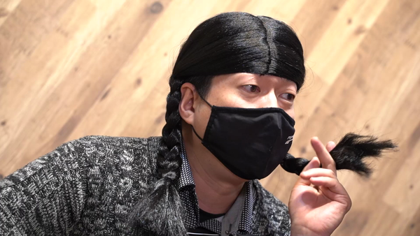 ハプニング痴漢電車or全裸入室のスタッフによるお仕事紹介動画