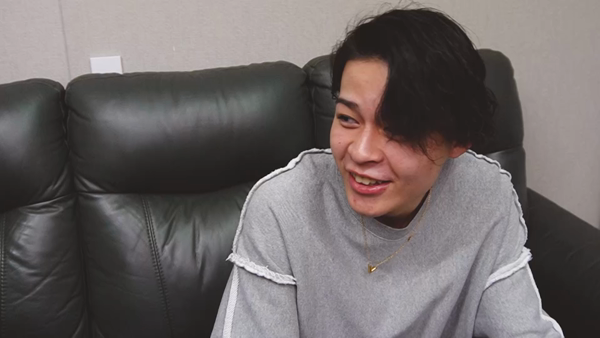 クラブビューティーのスタッフによるお仕事紹介動画