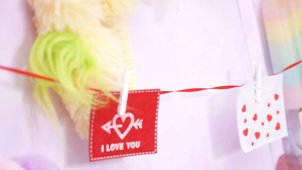 池袋マリン別館のスタッフによるお仕事紹介動画