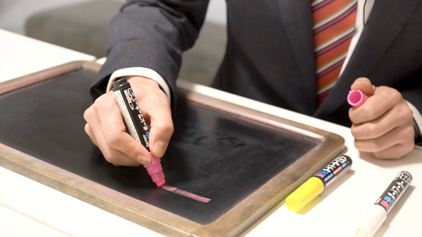 Jewelsのスタッフによるお仕事紹介動画